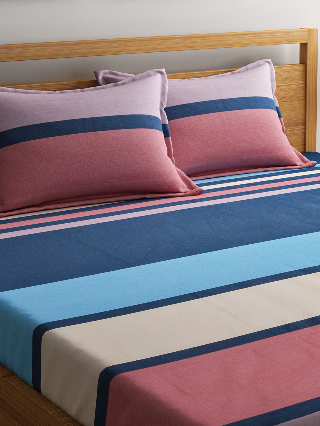 URBAN DREAM FASHION GEOMETRIC STRIPES PRINT BLUE AND RED BEDSHEET SET