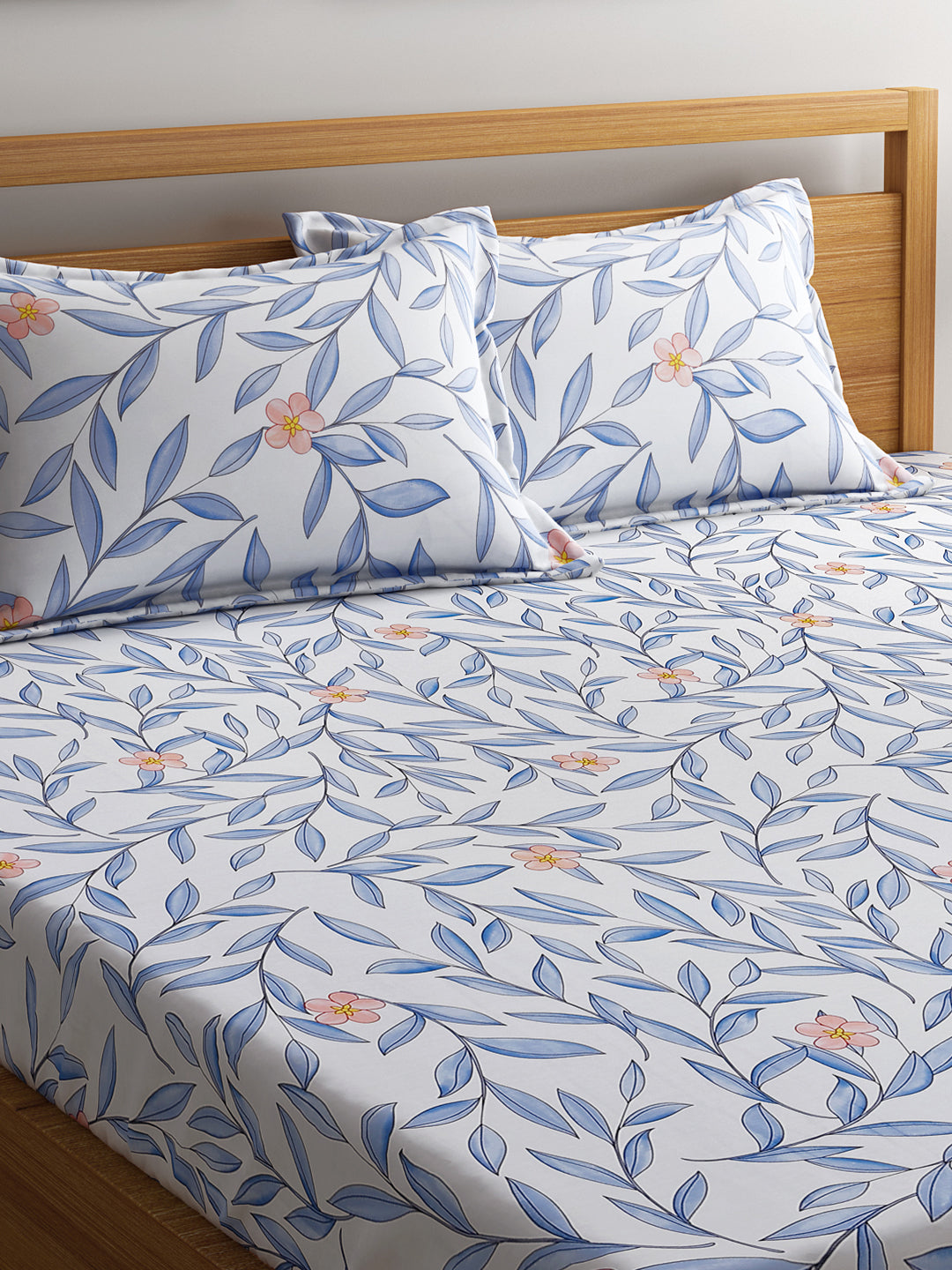 URBAN DREAM FASHION ABSTARCT LEAVES PRINT WHITE AND BLUE BEDSHEET SET