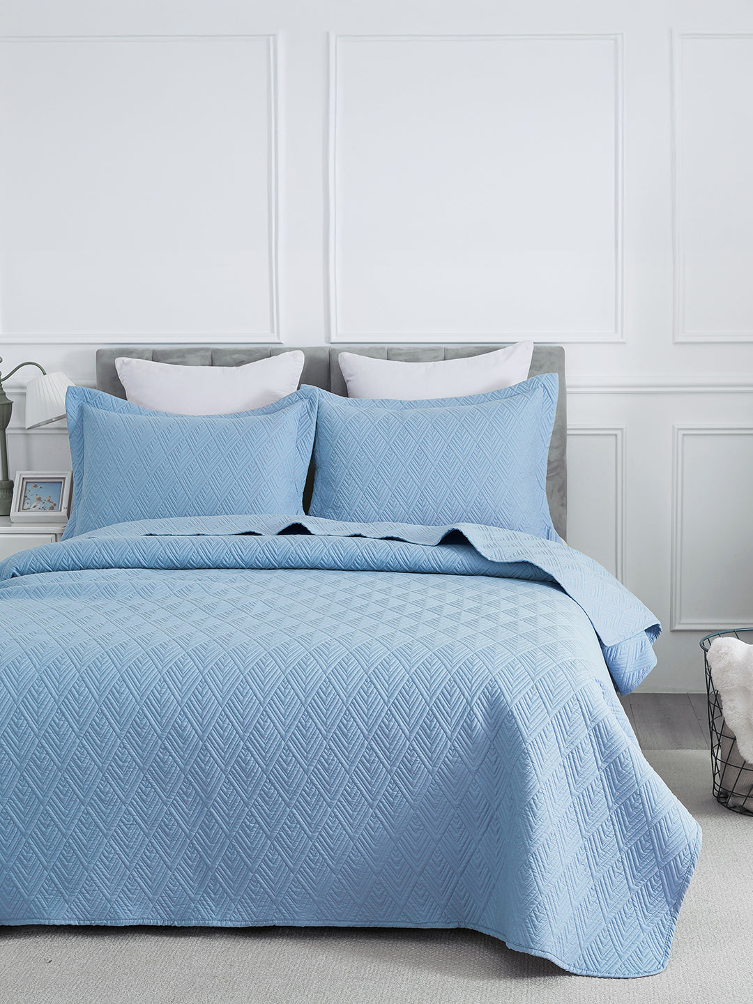 URBAN DREAM FASHION GEOMETRIC CHEVRON QUILTED SOLID LIGHT BLUE BEDSPREAD