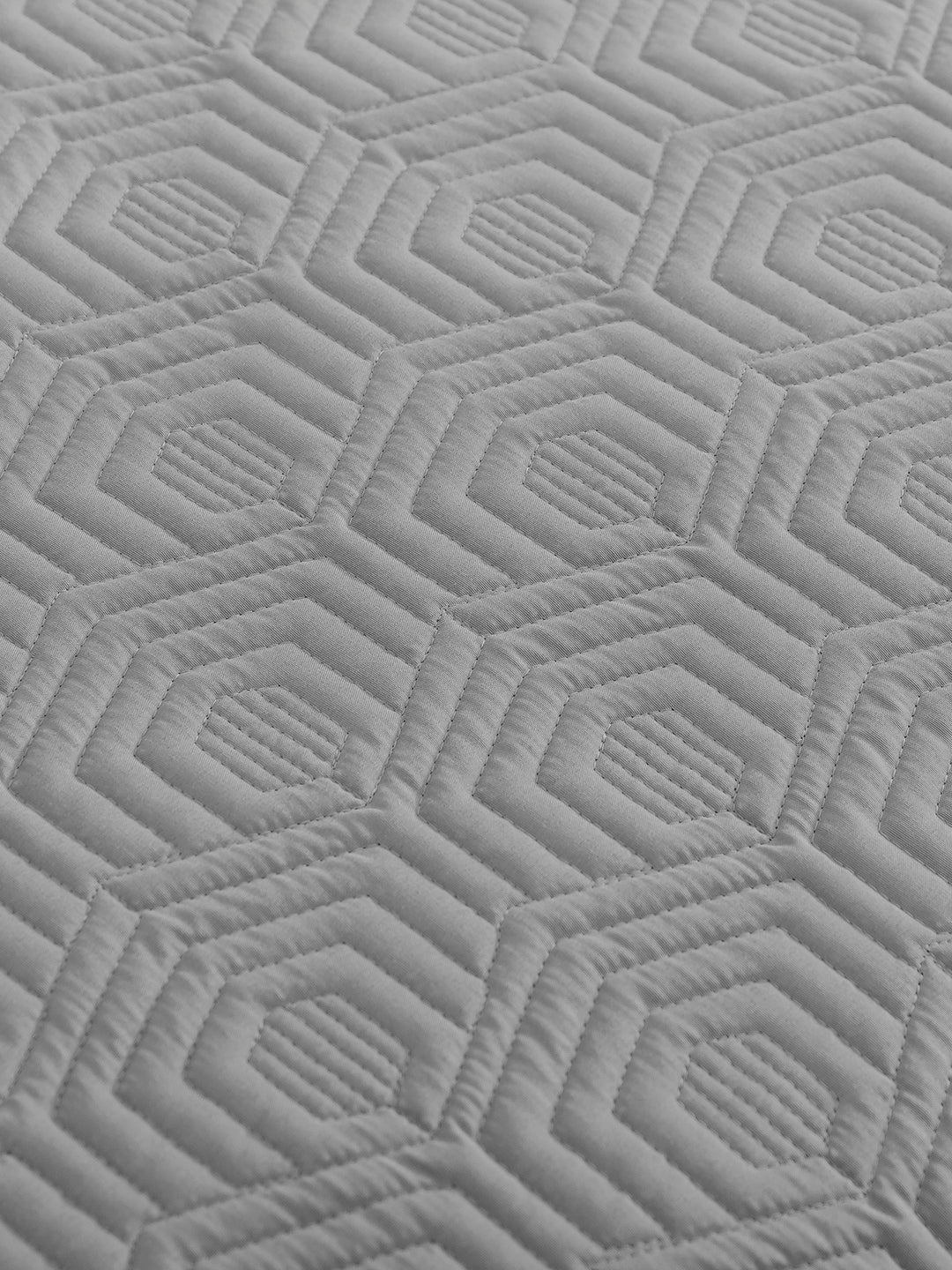 URBAN DREAM FASHION GEOMETRIC HONEYCOMB QUILTED SOLID GREY BEDSPREAD