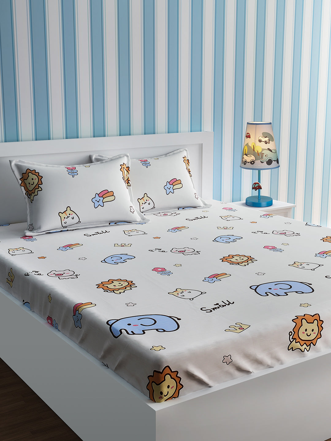 URBAN DREAM KIDS ANIMALS AND STAR PRINT WHITE AND BLUE BEDSHEET SET