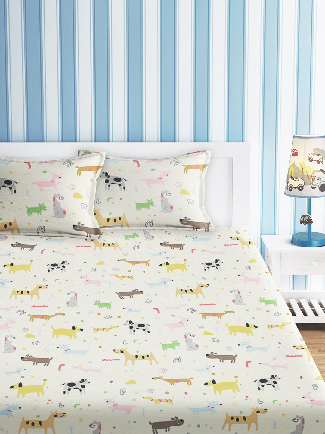URBAN DREAM KIDS ABSTRACT DOGS PRINT WHITE AND YELLOW BEDSHEET SET