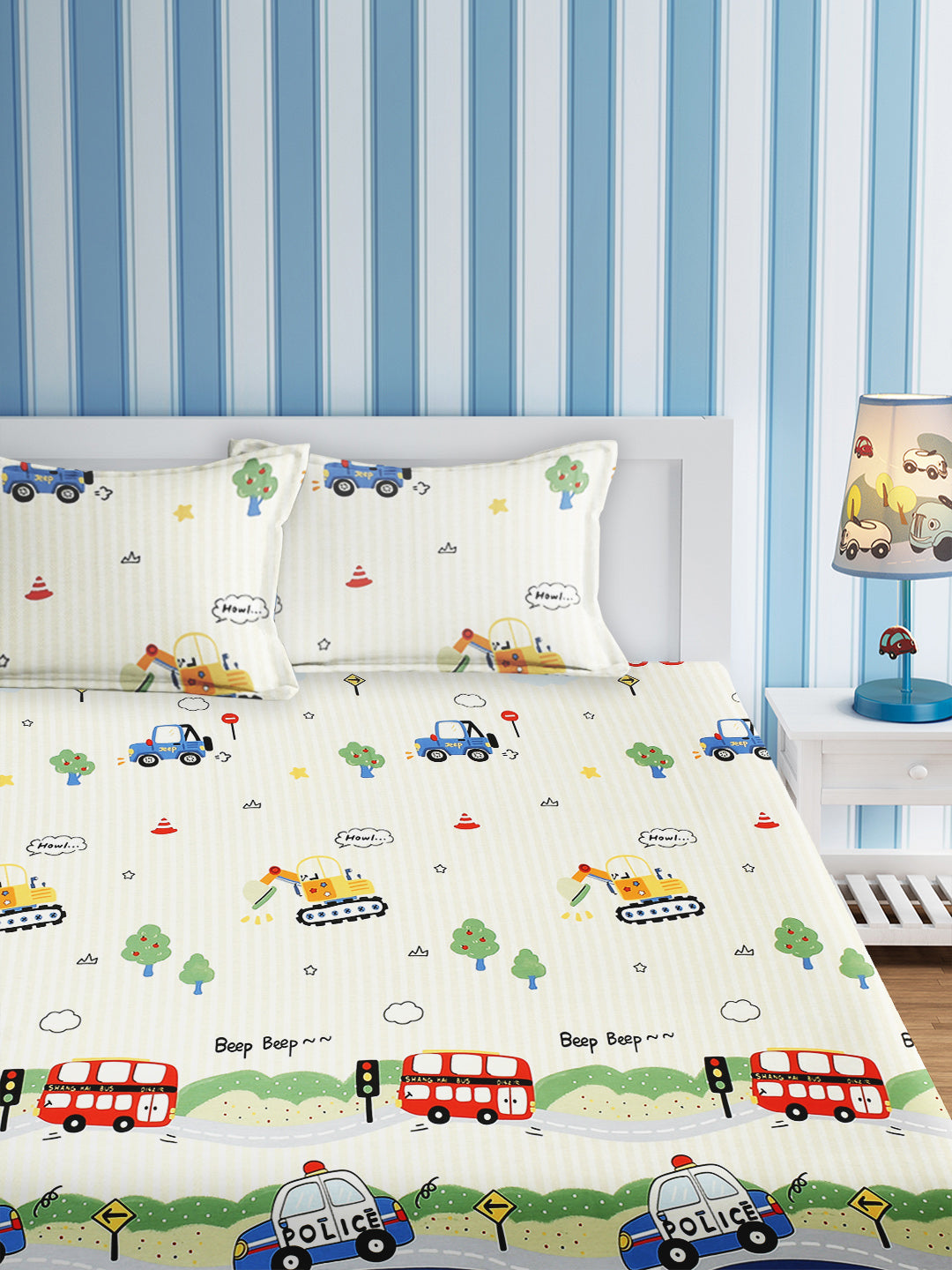 URBAN DREAM KIDS CITY TRAFFIC PRINT WHITE AND BLUE BEDSHEET SET