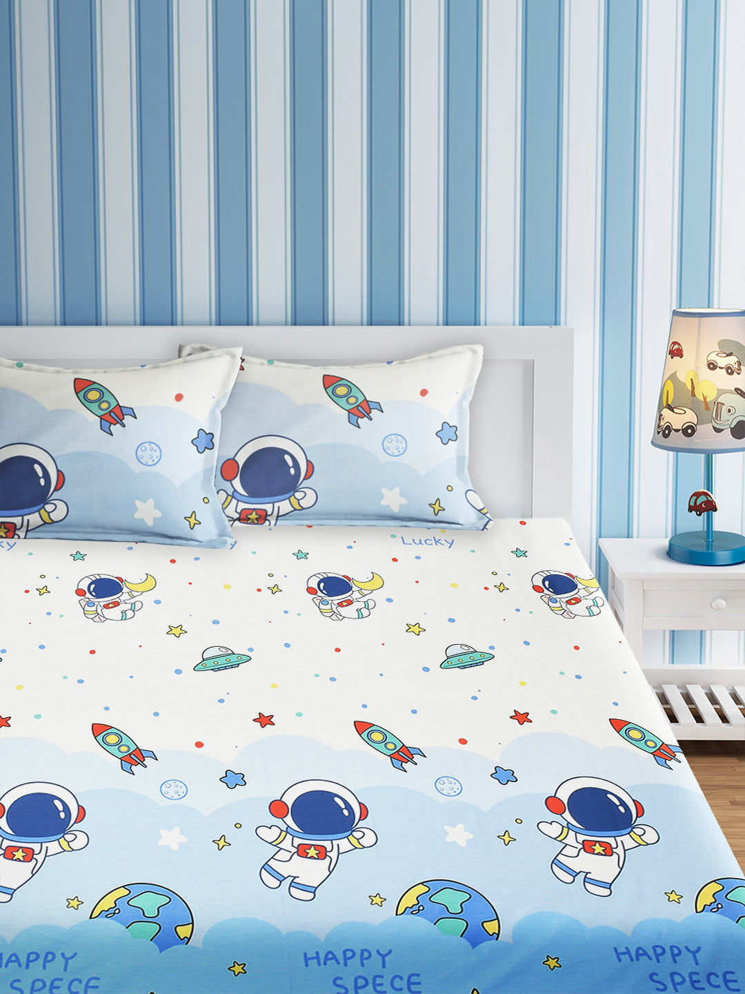 URBAN DREAM KIDS ASTRONAUT AND ROCKET PRINT WHITE AND BLUE BEDSHEET SET