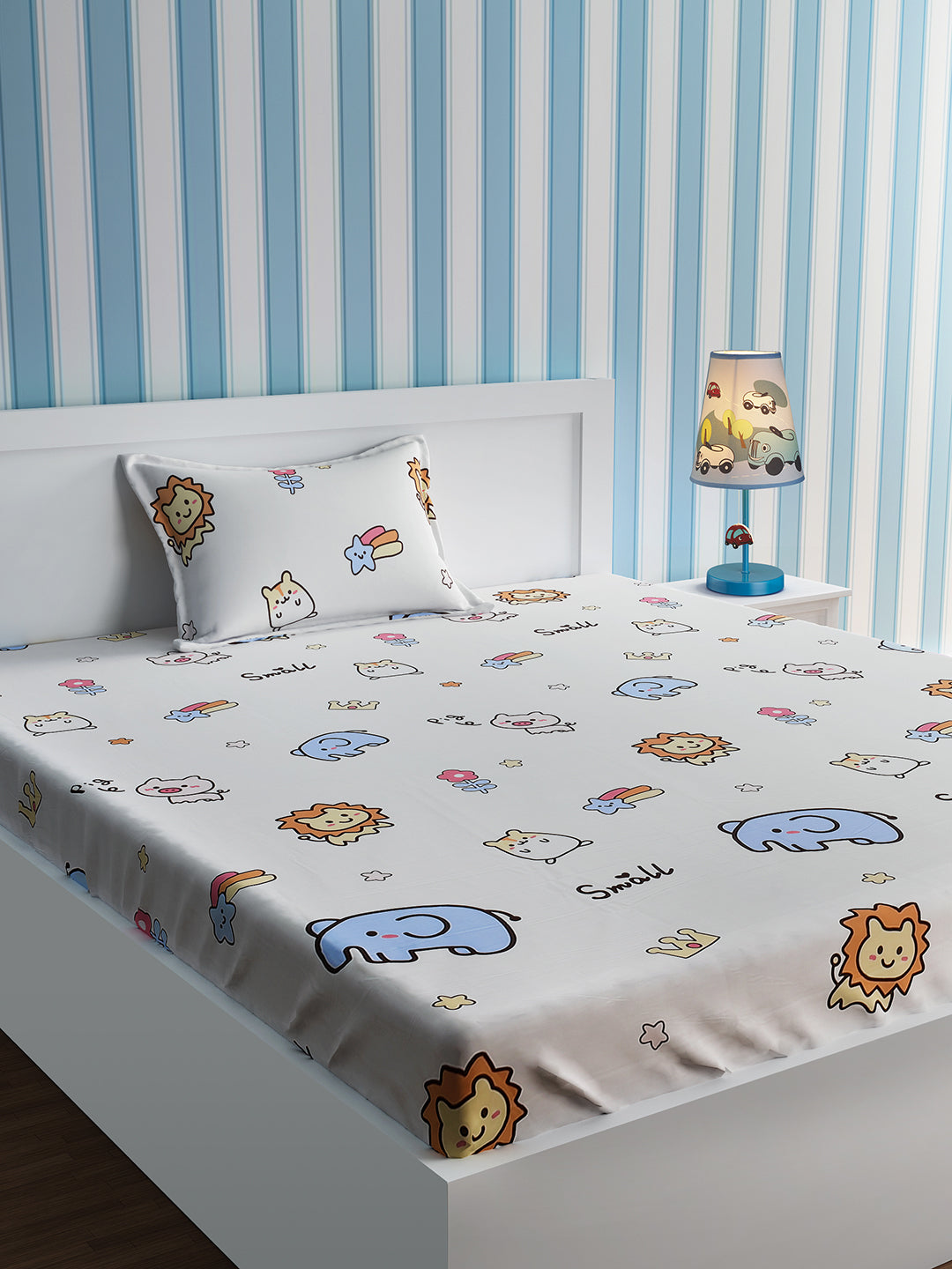URBAN DREAM KIDS ANIMALS AND STAR PRINT WHITE AND BLUE BEDSHEET SET