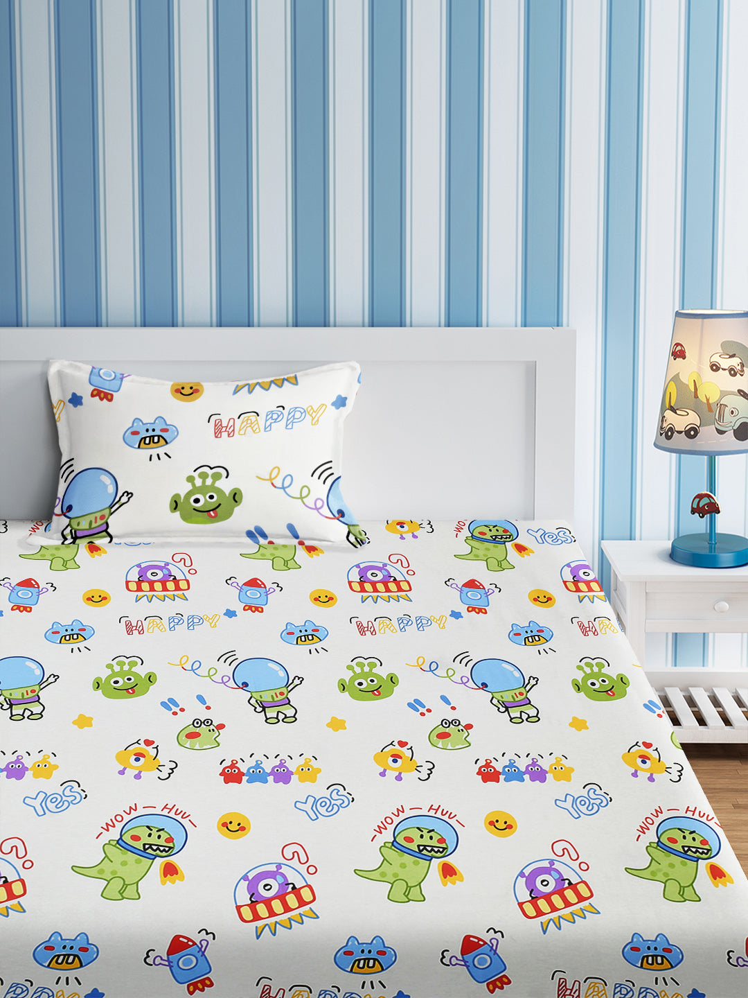 URBAN DREAM KIDS ALIENS AND DINO PRINT WHITE AND GREEN BEDSHEET SET