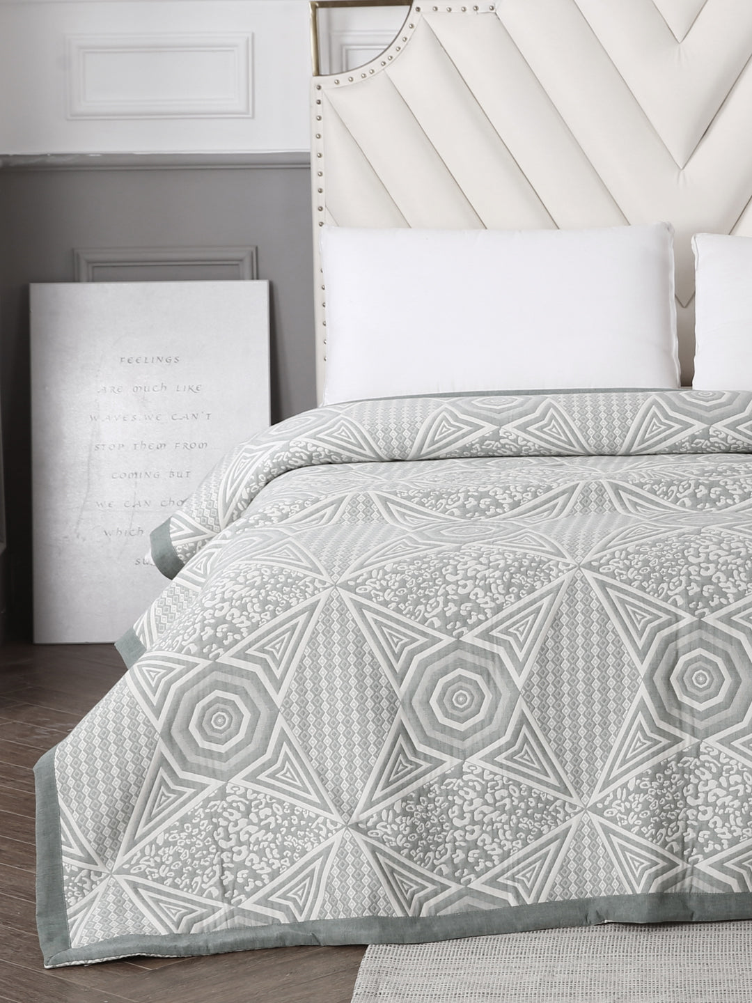 URBAN DREAM ABSTRACT GEOMETRIC WEAVE GREY AND WHITE BEDSPREAD