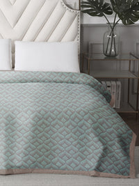 URBAN DREAM FASHION ABSTRACT FLORAL WEAVE GREEN AND GREY BEDSPREAD