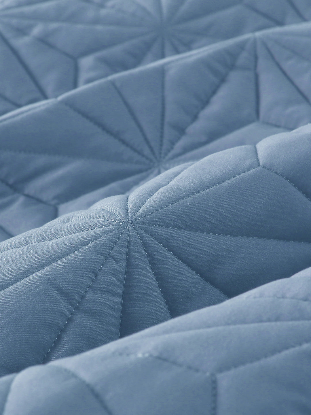 URBAN DREAM FASHION GEOMETRIC QUILTED DIAMONDS SOLID LIGHT BLUE BEDSPREAD