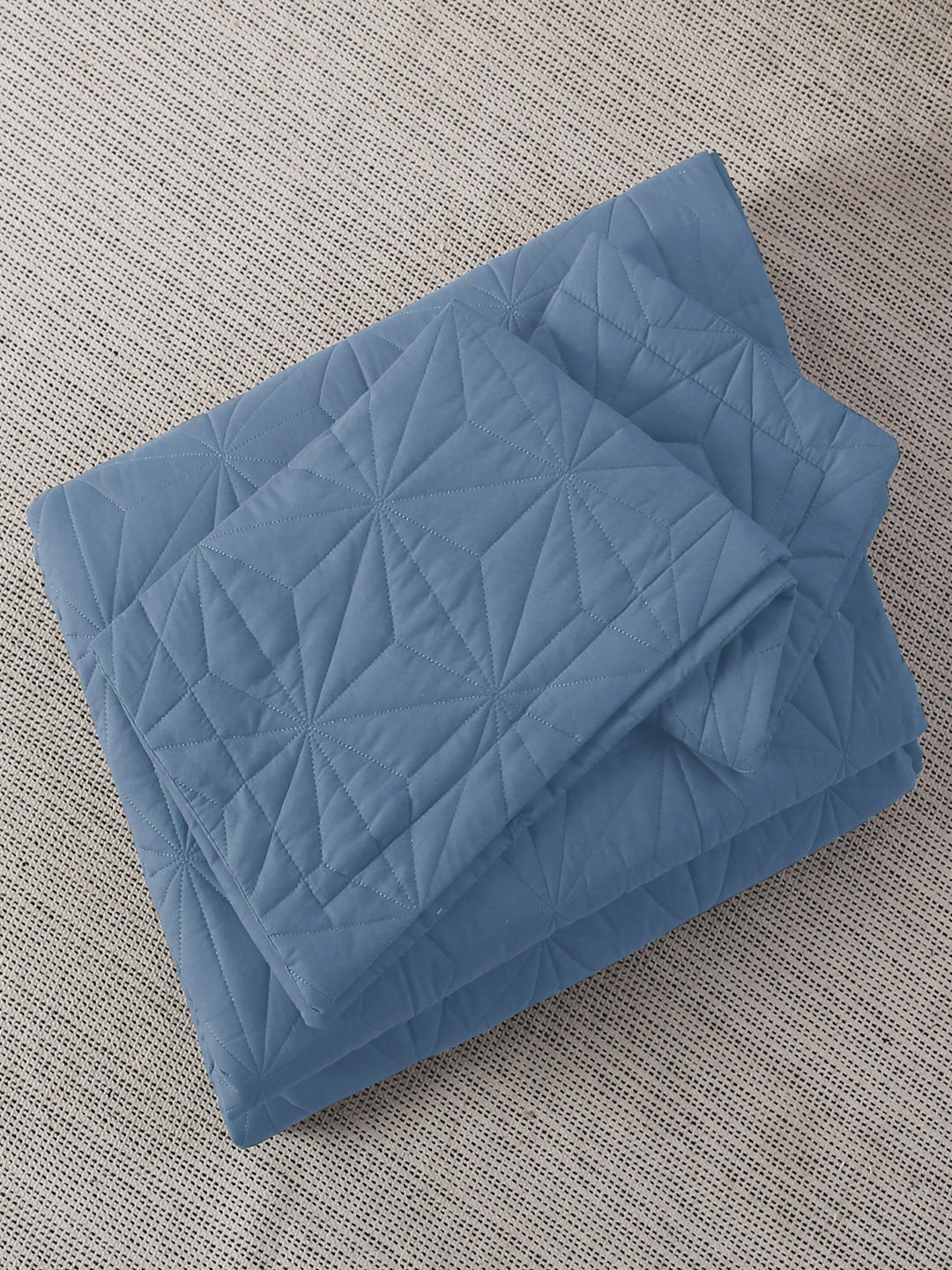 URBAN DREAM FASHION GEOMETRIC QUILTED DIAMONDS SOLID LIGHT BLUE BEDSPREAD