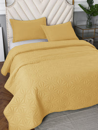 URBAN DREAM FASHION GEOMETRIC QUILTED DIAMONDS SOLID YELLOW BEDSPREAD