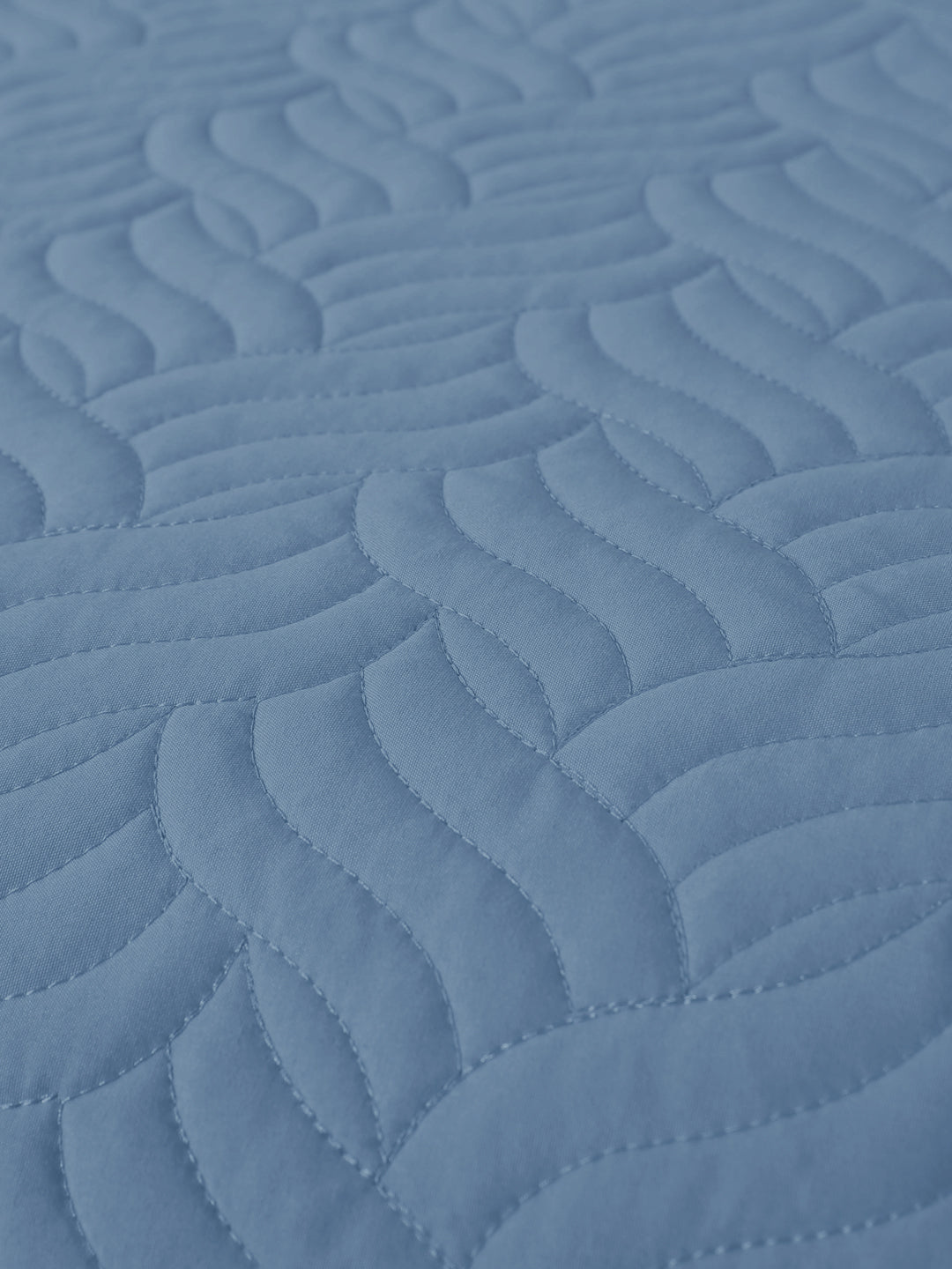 URBAN DREAM FASHION ABSTRACT QUILTED WAVES SOLID LIGHT BLUE BEDSPREAD