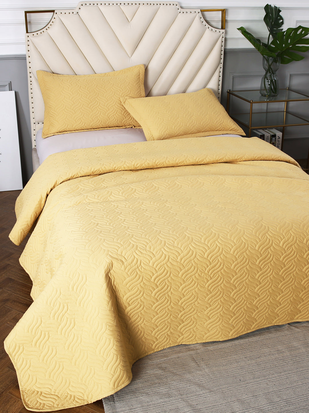 URBAN DREAM FASHION ABSTRACT QUILTED WAVES SOLID YELLOW BEDSPREAD