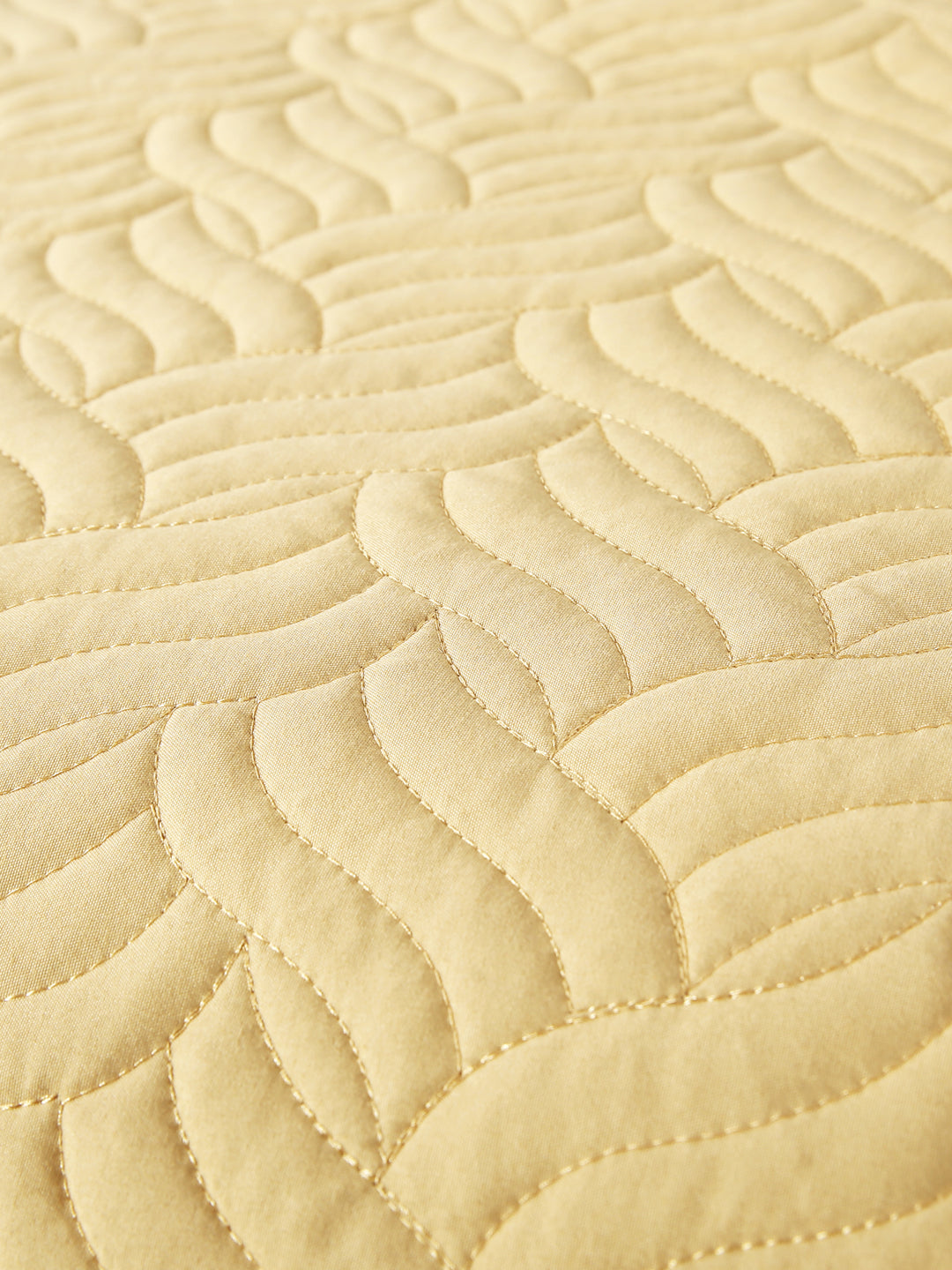 URBAN DREAM FASHION ABSTRACT QUILTED WAVES SOLID YELLOW BEDSPREAD