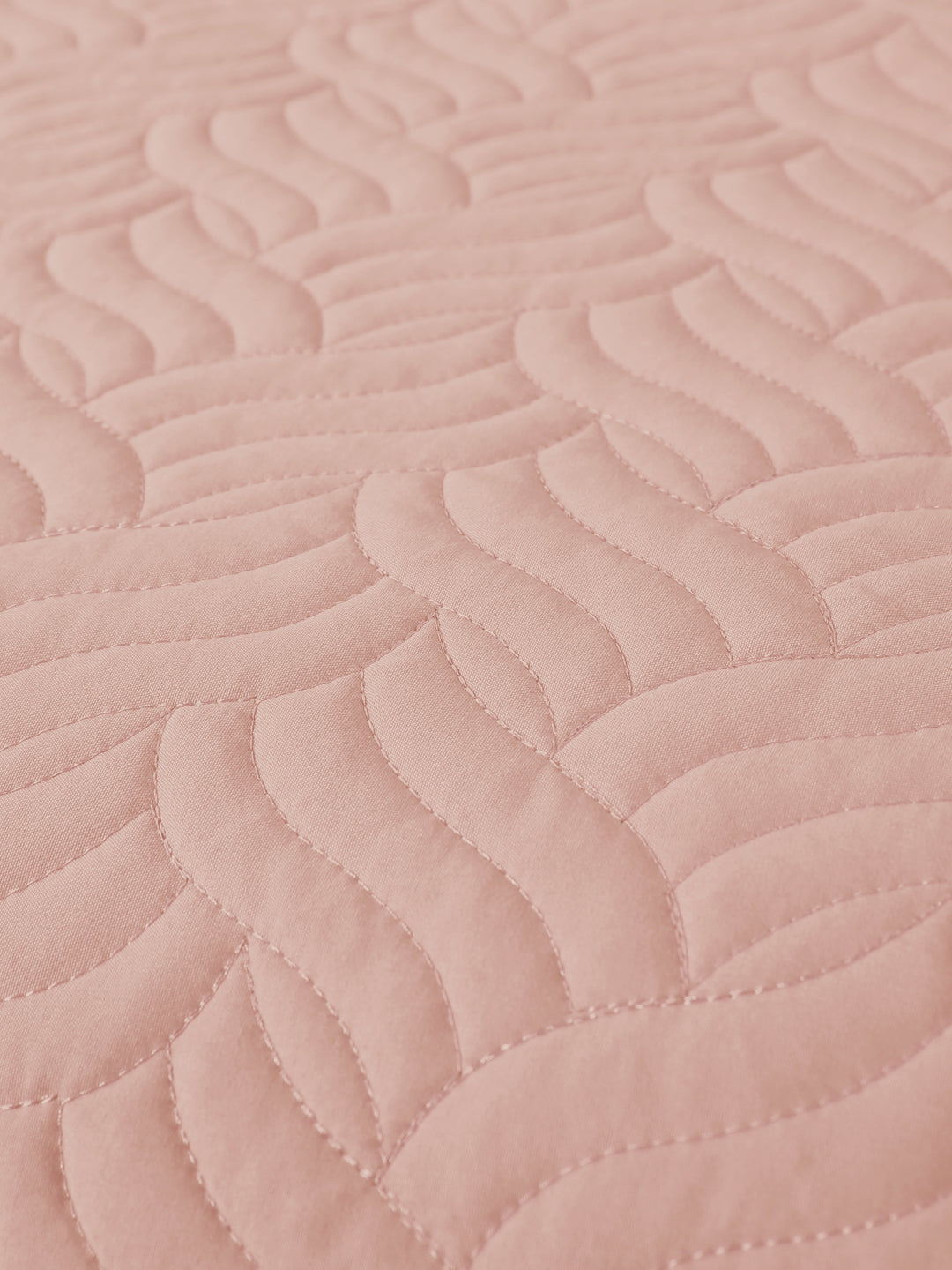 URBAN DREAM FASHION ABSTRACT QUILTED WAVES SOLID LIGHT PINK BEDSPREAD