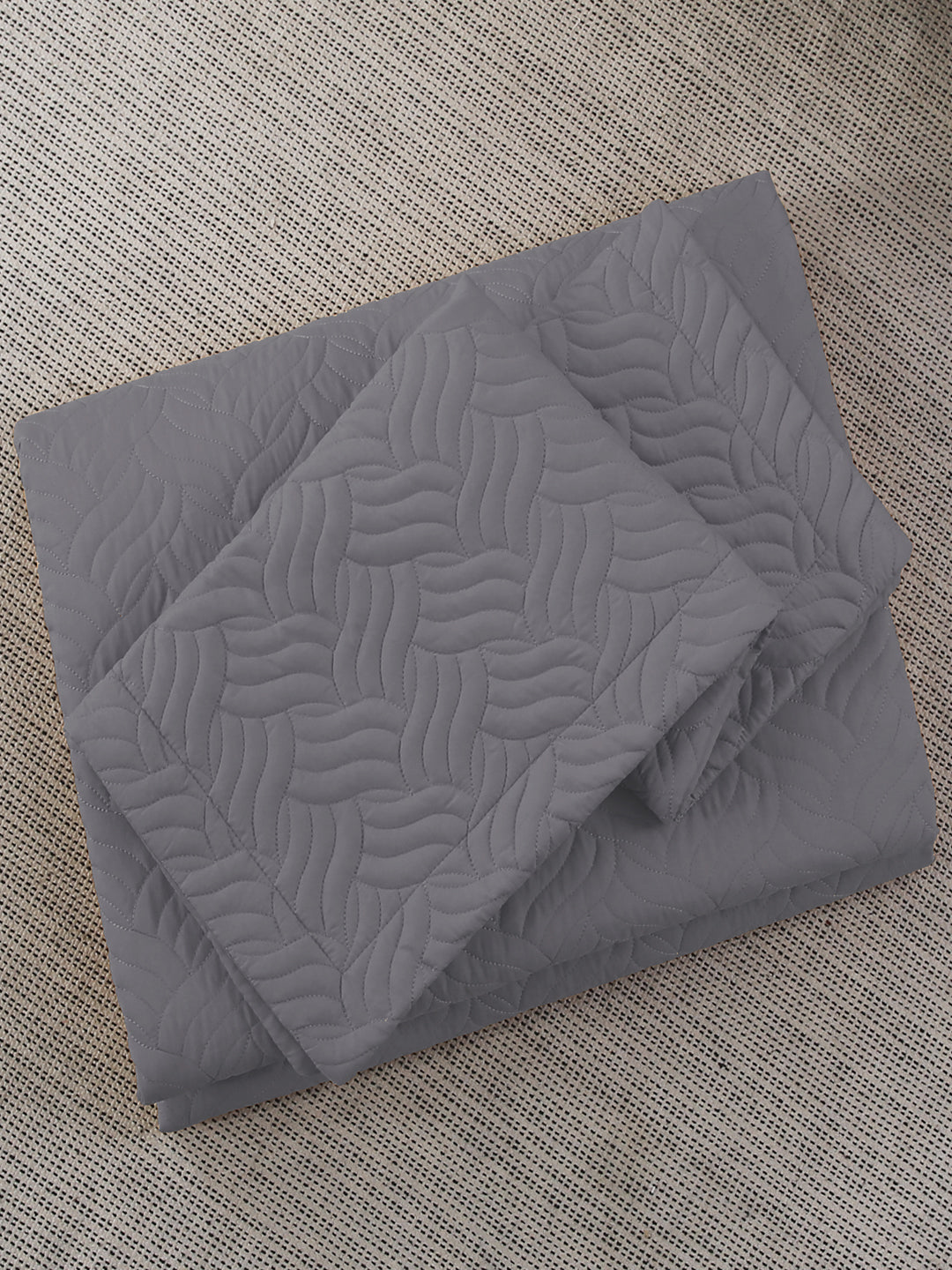 URBAN DREAM FASHION ABSTRACT QUILTED WAVES SOLID GREY BEDSPREAD