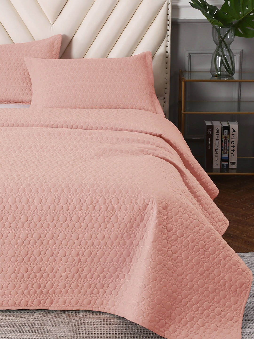 URBAN DREAM FASHION ABSTRACT QUILTED CIRCLES SOLID LIGHT PINK BEDSPREAD