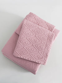 URBAN DREAM FASHION GEOMETRIC CHEVRON QUILTED SOLID LIGHT PINK BEDSPREAD