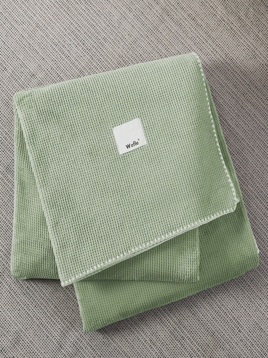 URBAN DREAM FASHION WAFFLE SOLID OLIVE GREEN BLANKET