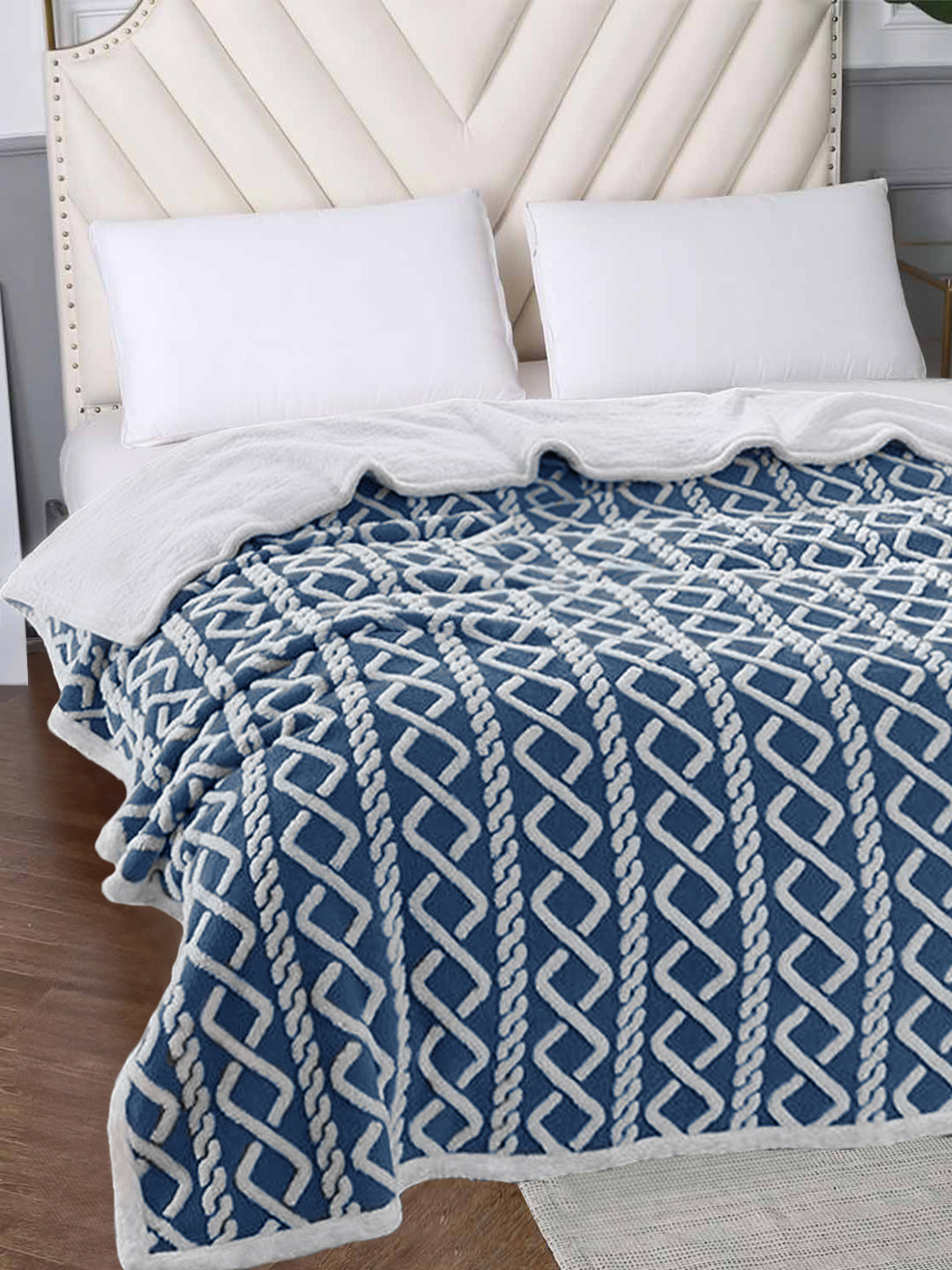 URBAN DREAM FASHION GEOMETRIC SOLID BLUE BLANKET