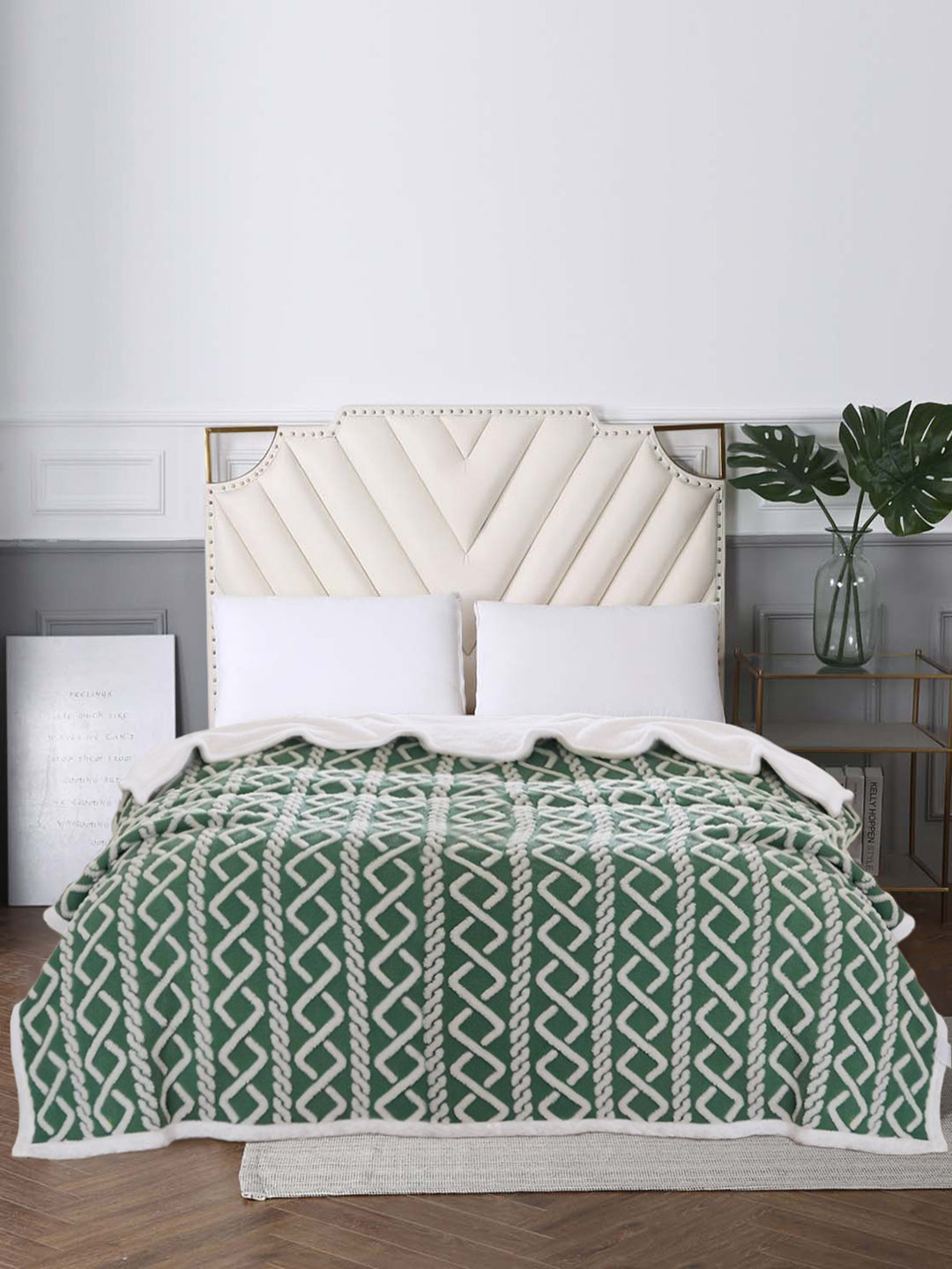 URBAN DREAM FASHION GEOMETRIC SOLID GREEN BLANKET