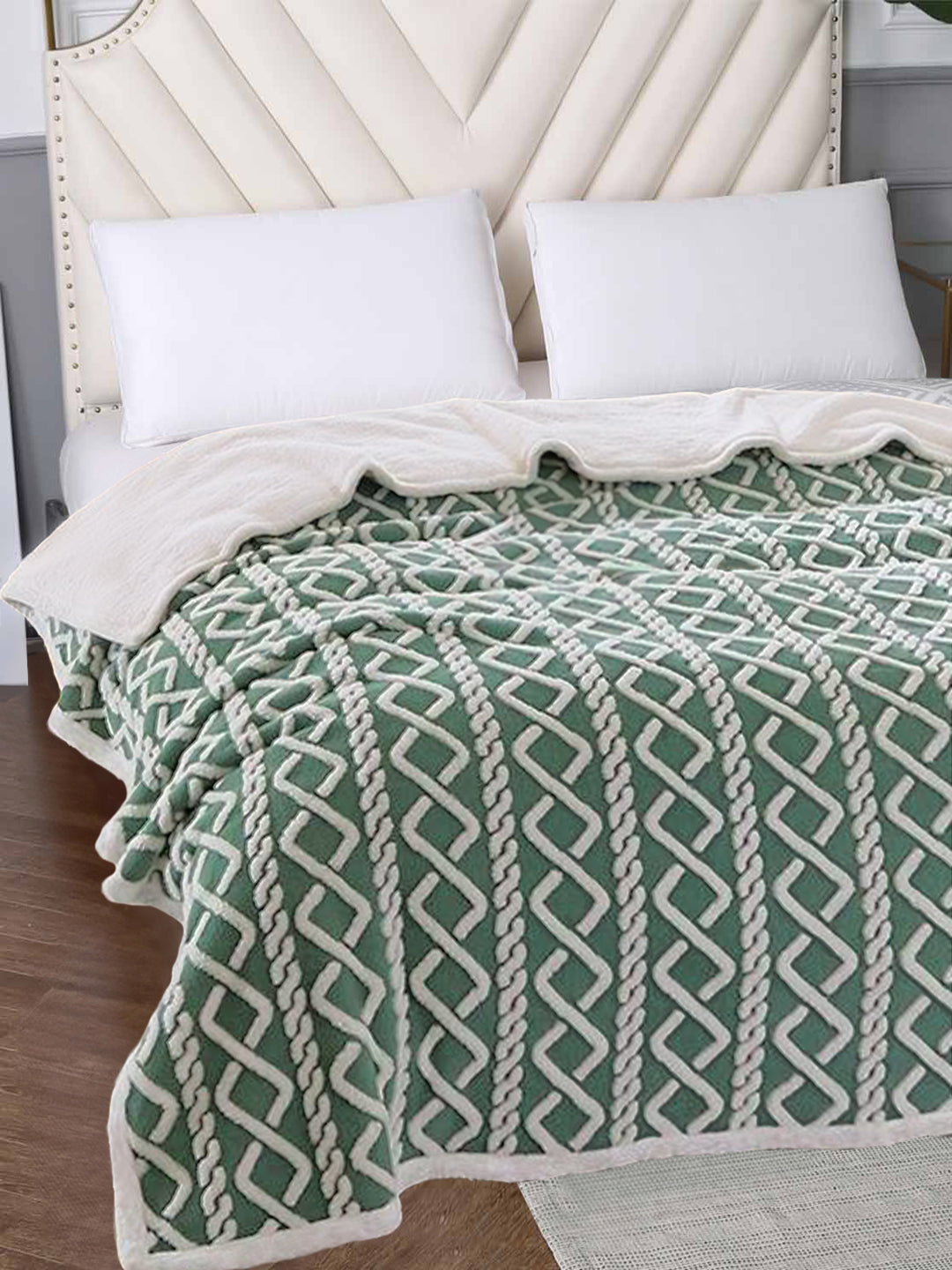 URBAN DREAM FASHION GEOMETRIC SOLID GREEN BLANKET