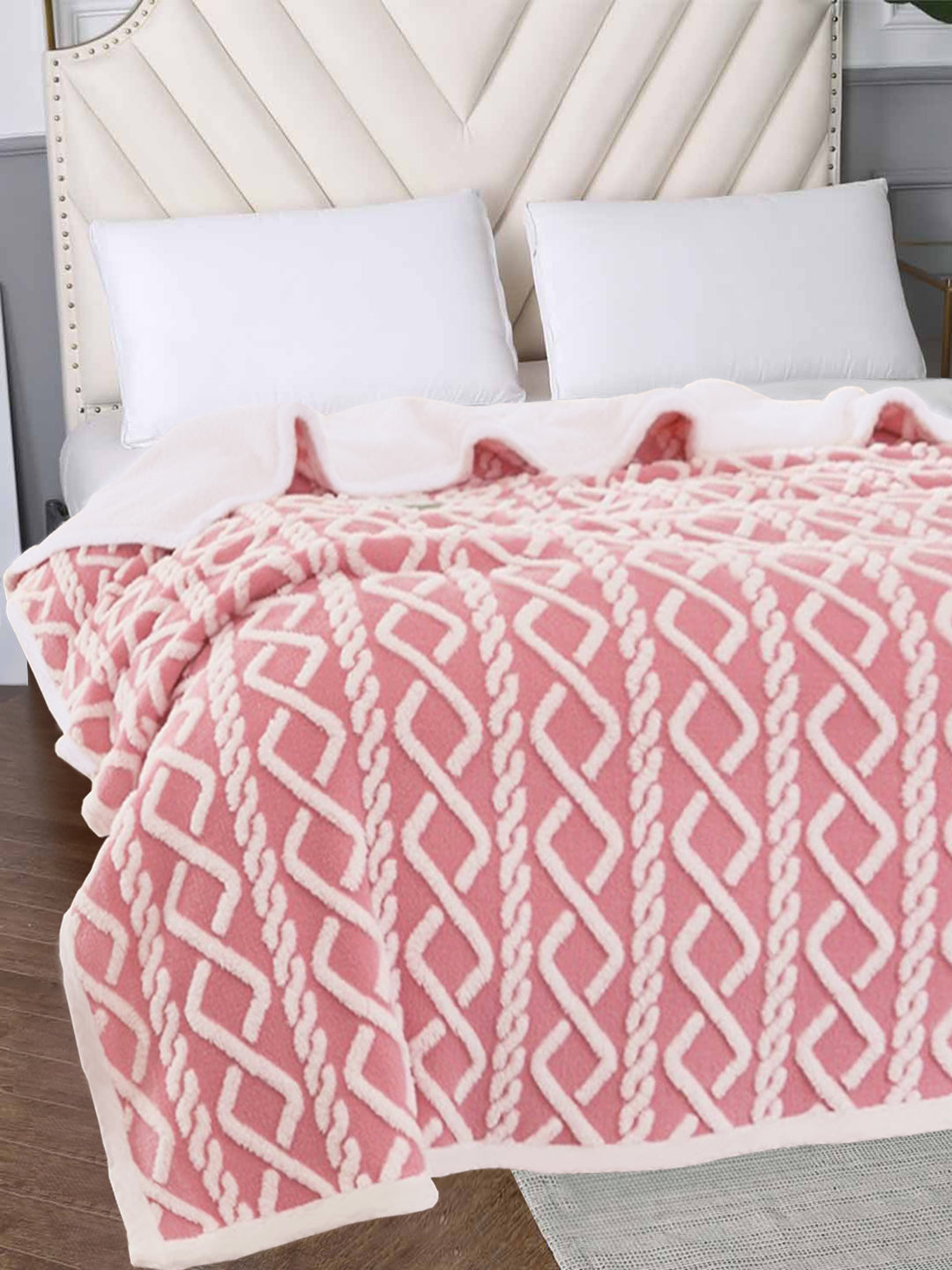 URBAN DREAM FASHION GEOMETRIC SOLID PINK BLANKET