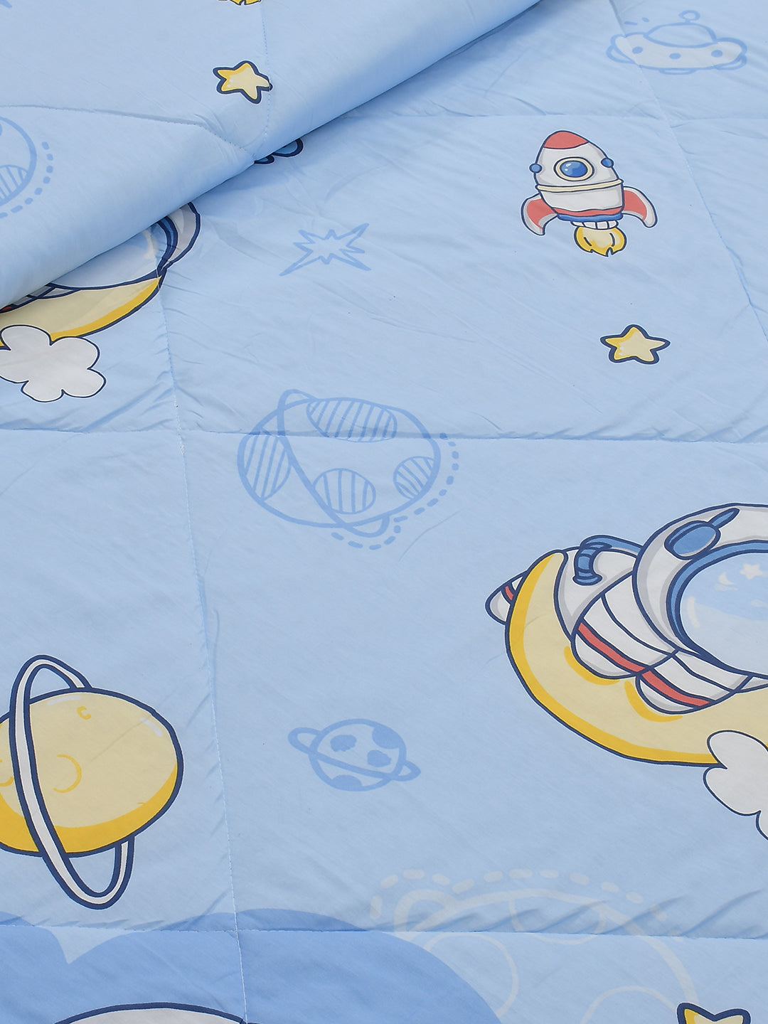 URBAN DREAM KIDS ABSTRACT ASTRONAUT PRINT BLUE AND YELLOW 4 PC. BEDDING SET