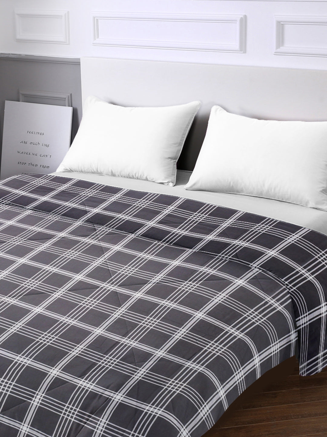 URBAN DREAM FASHION GEOMETRIC CHECK PRINT BLACK AND GREY COMFORTER