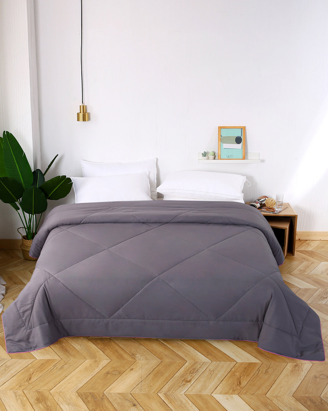 URBAN DREAM FASHION SOLID GREY COMFORTER