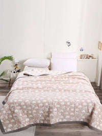 URBAN DREAM KIDS ABSTRACT TOYS WEAVE BEIGE AND WHITE BEDSPREAD