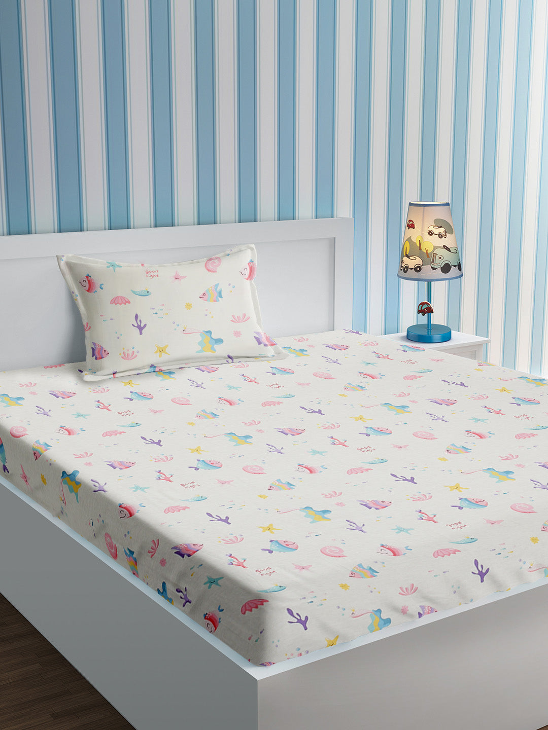 URBAN DREAM KIDS AQUATIC ANIMALS PRINT WHITE AND PINK  BEDSHEET SET